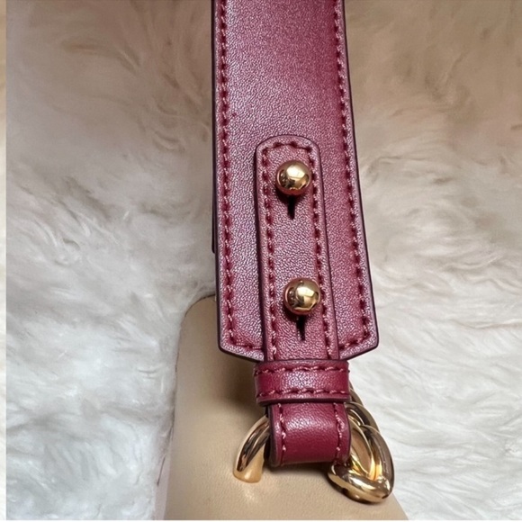 New! Marc Jacobs Tuck Lock Pebbled Leather Crossbody Shoulder Bag in Rose Dust - Picture 10 of 11